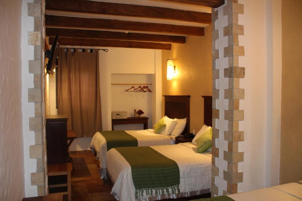 Hotel Na´Lum room interior 3